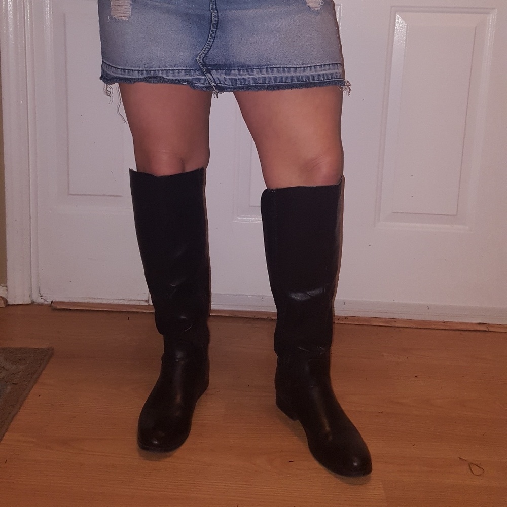 Venus swimwear knee high boots zip up size 11